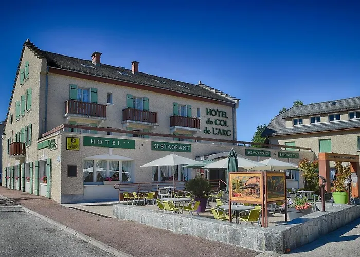 Hotel du Col de l'Arc